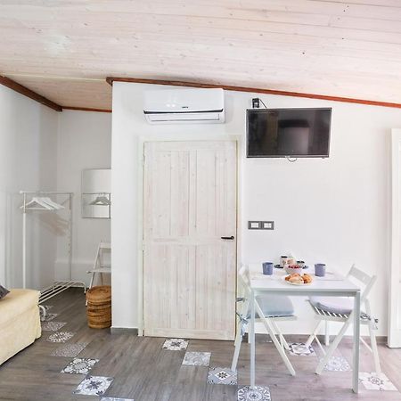 شقة Tiny House 19 Terrace Aparment بولينيانو آ ماري المظهر الخارجي الصورة