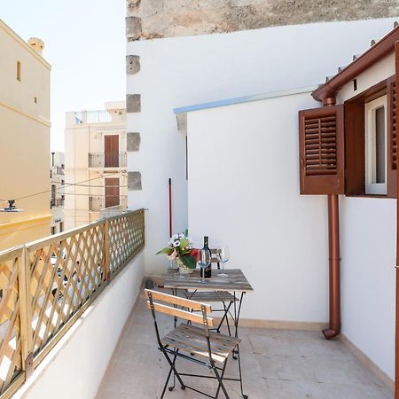 شقة Tiny House 19 Terrace Aparment بولينيانو آ ماري المظهر الخارجي الصورة